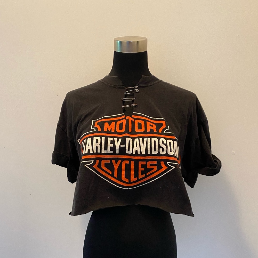 harley davidson graphic crop top with safety pin detailing